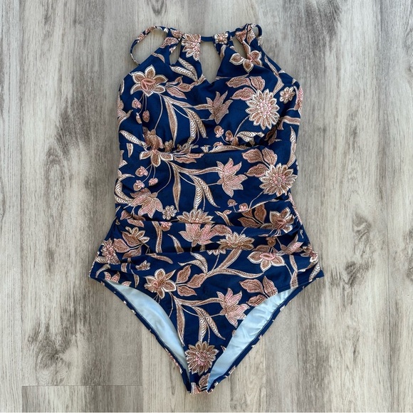 Cupshe Other - Cupshe Women’s Floral One Piece in Navy and Pink Large Bathing Suit Swimsuit